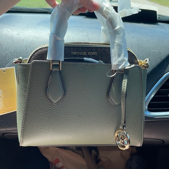 Michael Kors Handbags - Brand new Michael kors purse